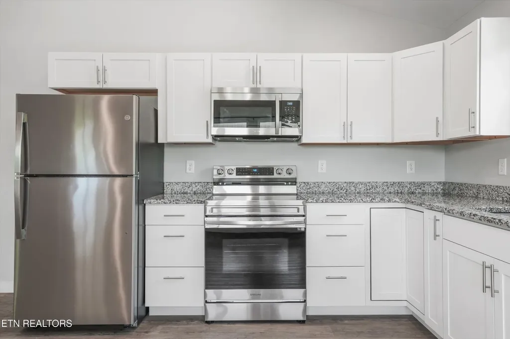 3615 Lyle Avenue Knoxville TN 37919