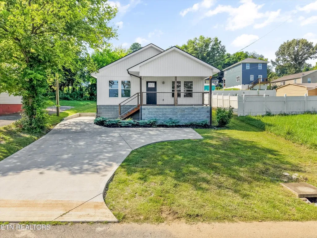 3615 Lyle Avenue Knoxville TN 37919