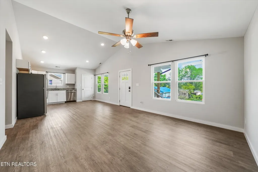 3615 Lyle Avenue Knoxville TN 37919