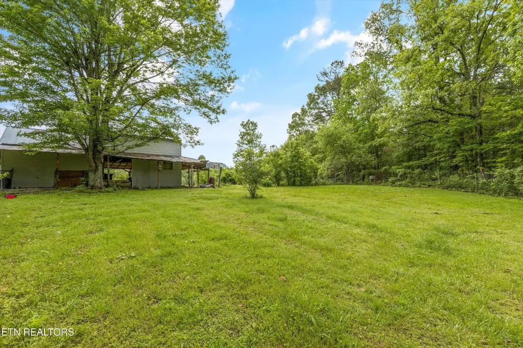 94380 Morgan County Highway Sunbright TN 37872