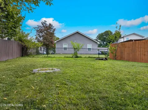608 Middle Street Maryville TN 37804