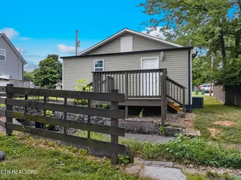 608 Middle Street Maryville TN 37804