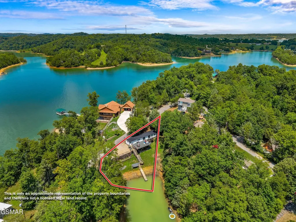 1607 Kinder Lane Dandridge TN 37725