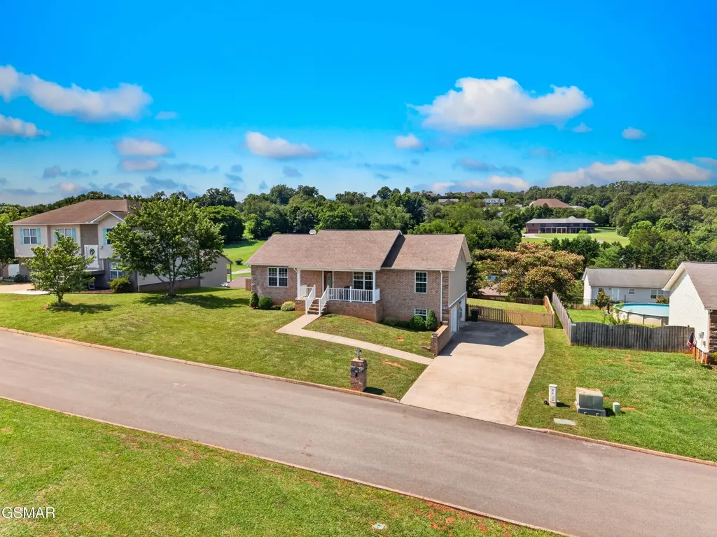 620 Hills Gate Circle Seymour TN 37865