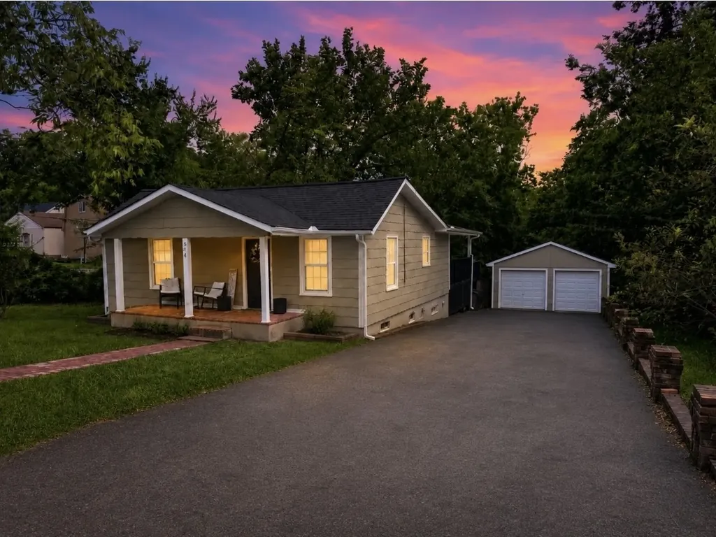 544 Maplewood Lane Nashville TN 37216