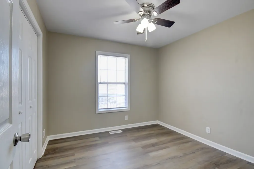 1489 Mcclardy Road Clarksville TN 37042