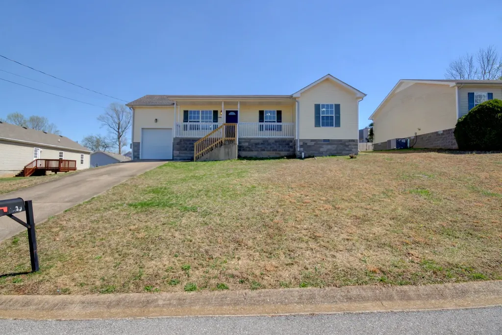 1489 Mcclardy Road Clarksville TN 37042
