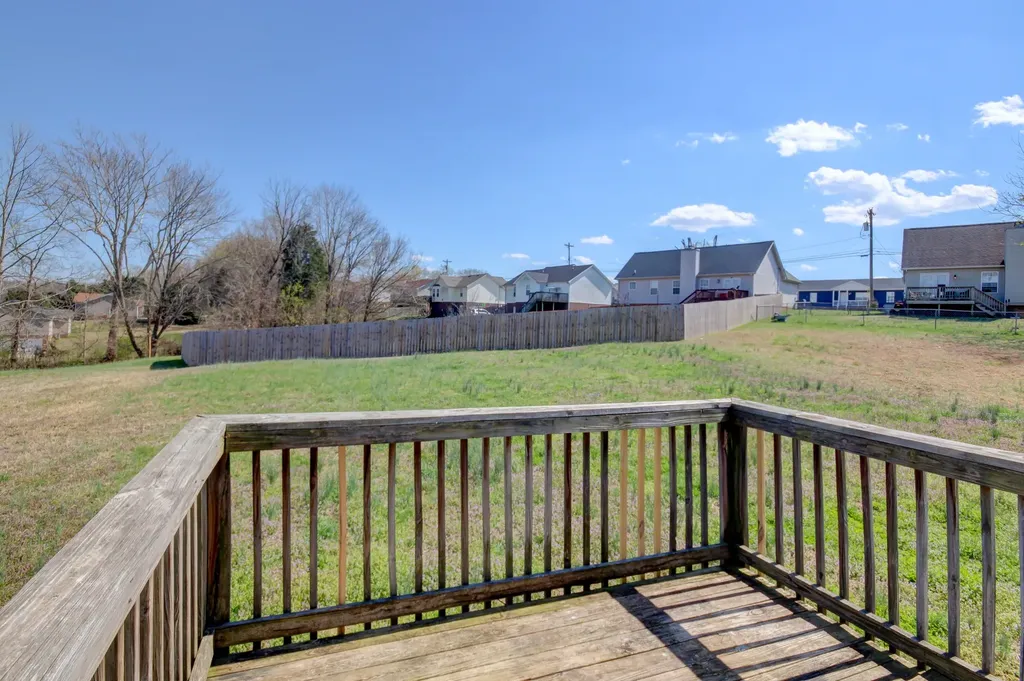 1489 Mcclardy Road Clarksville TN 37042