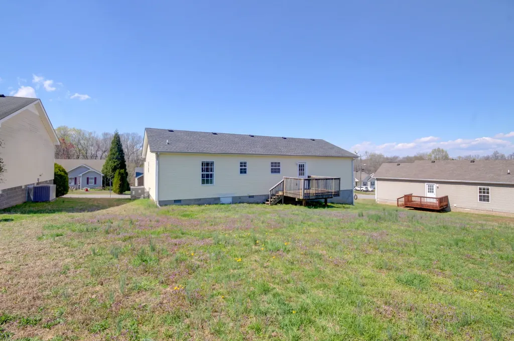 1489 Mcclardy Road Clarksville TN 37042
