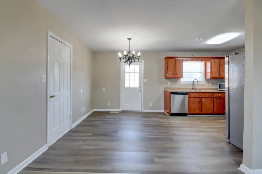 1489 Mcclardy Road Clarksville TN 37042