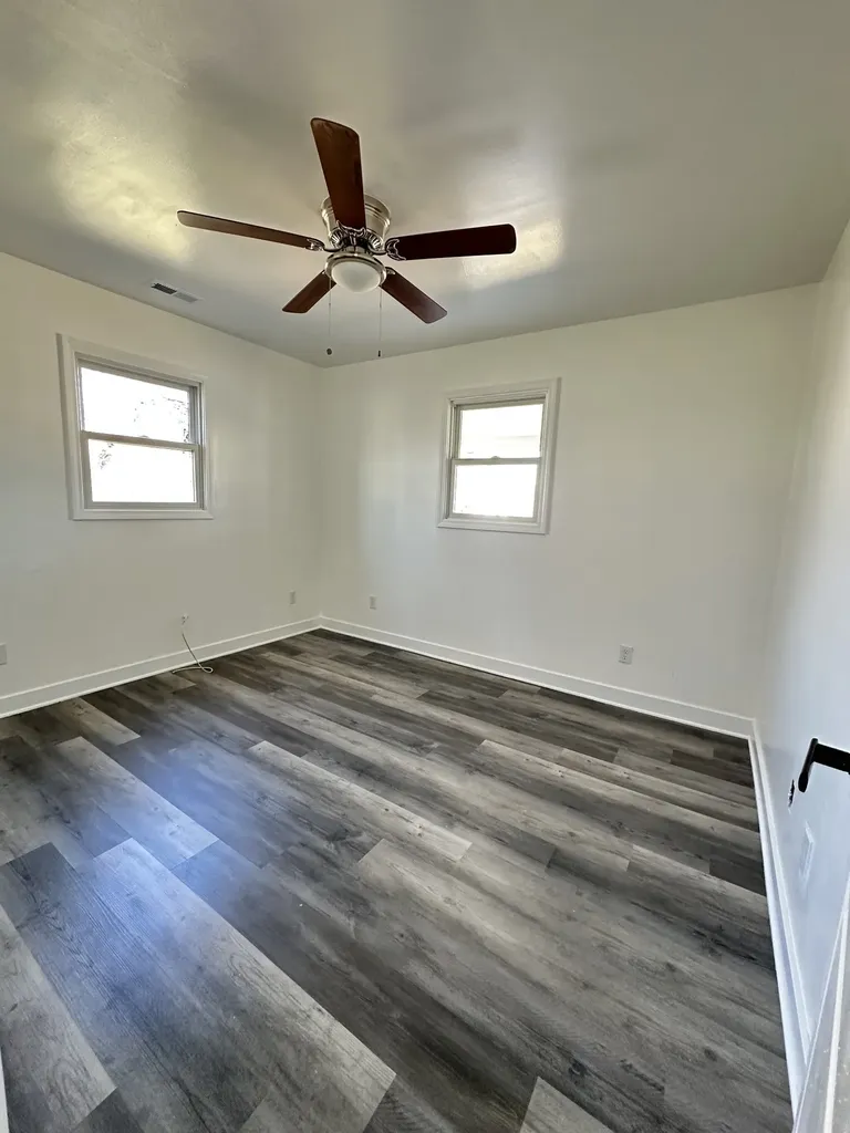 11914 Jim Cummings Highway Bradyville TN 37026