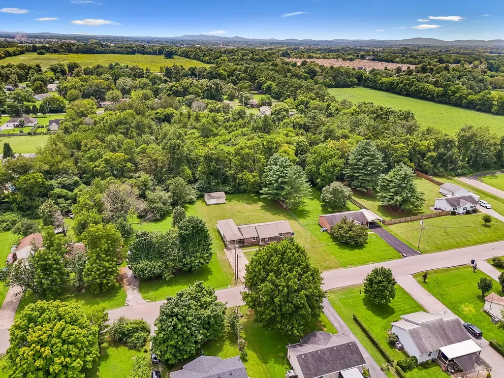 2724 Fawnwood Drive Murfreesboro TN 37129