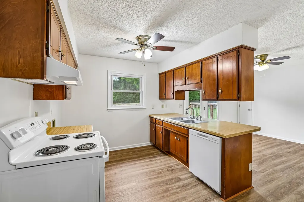 2724 Fawnwood Drive Murfreesboro TN 37129