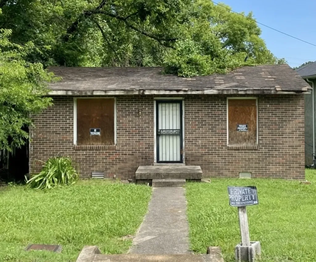 706 31st Avenue, N Nashville TN 37209