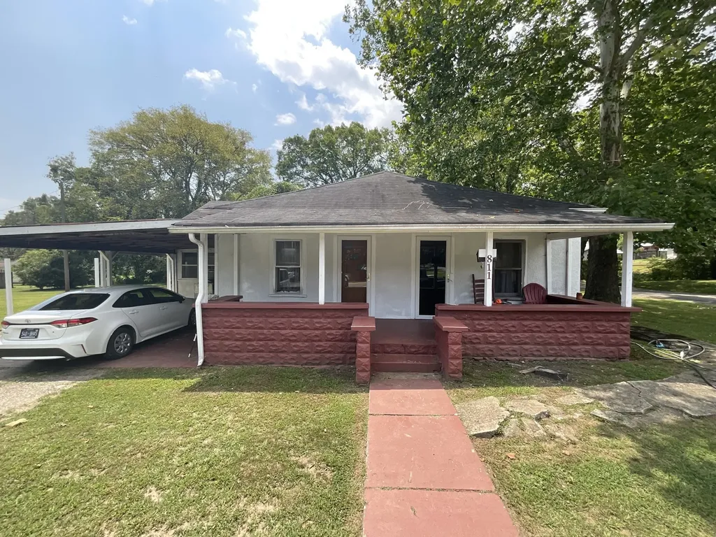 811 2nd Street South Pittsburg TN 37380