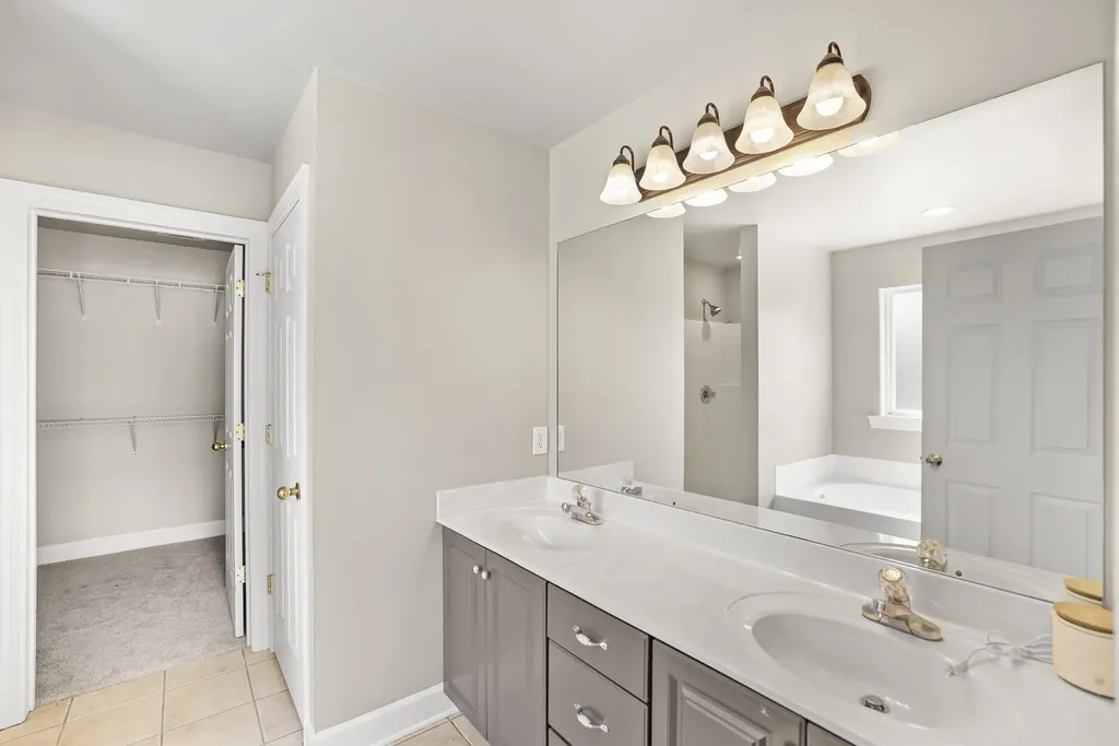 5241 Ticonderoga Avenue Murfreesboro TN 37129