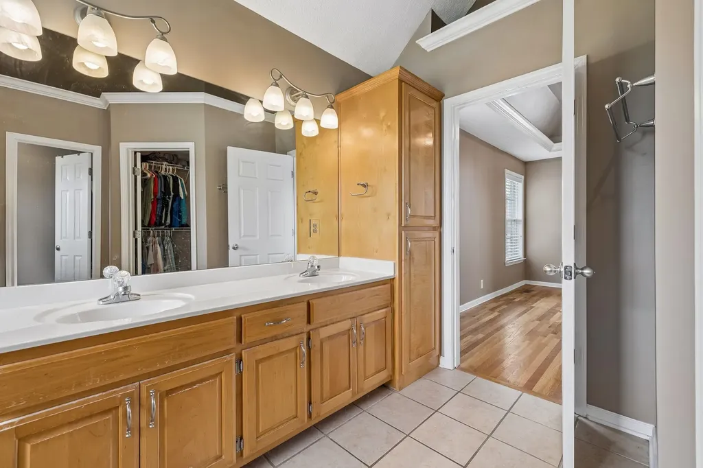 104 Mesa Drive Portland TN 37148
