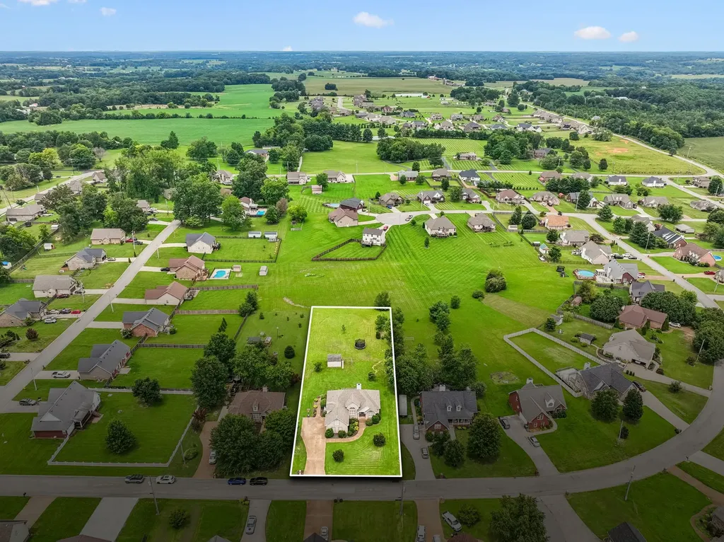 104 Mesa Drive Portland TN 37148