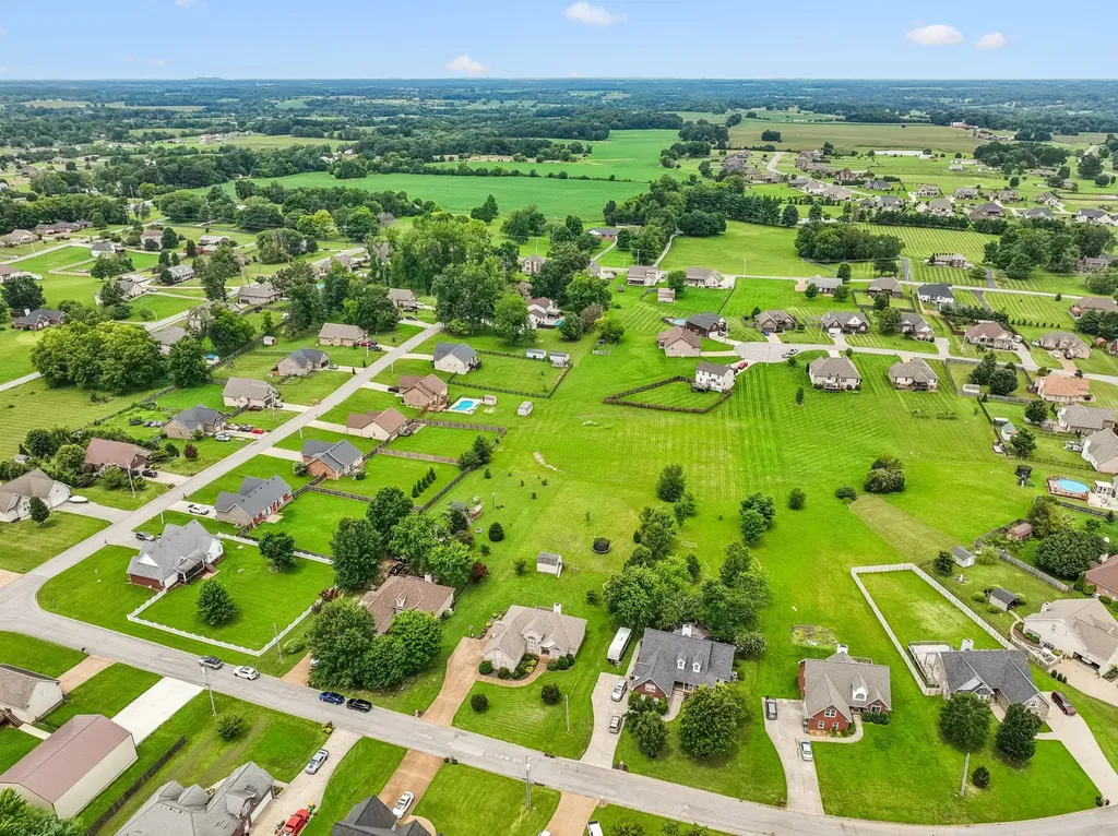 104 Mesa Drive Portland TN 37148