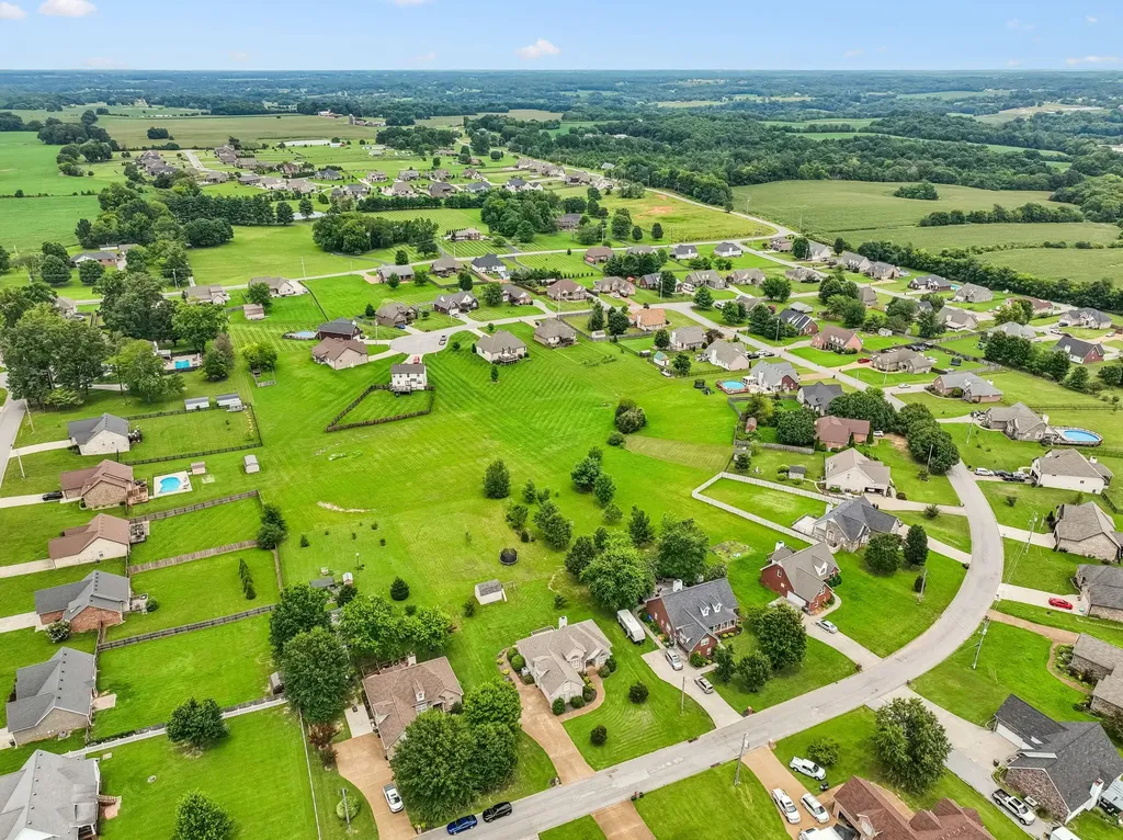 104 Mesa Drive Portland TN 37148