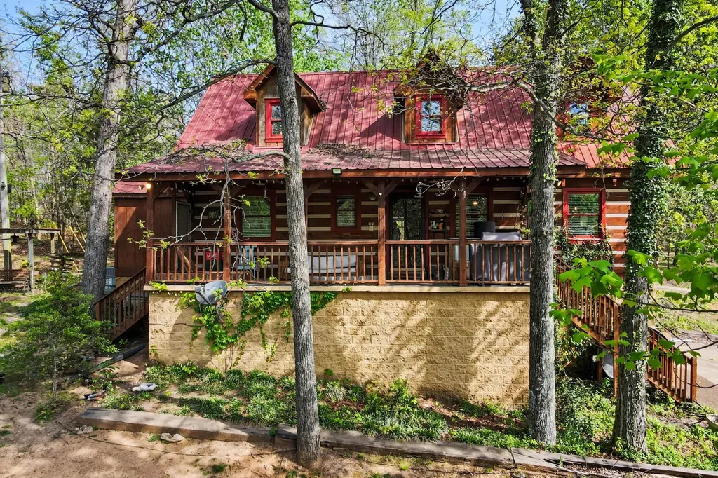 418 Portland Road White House TN 37188