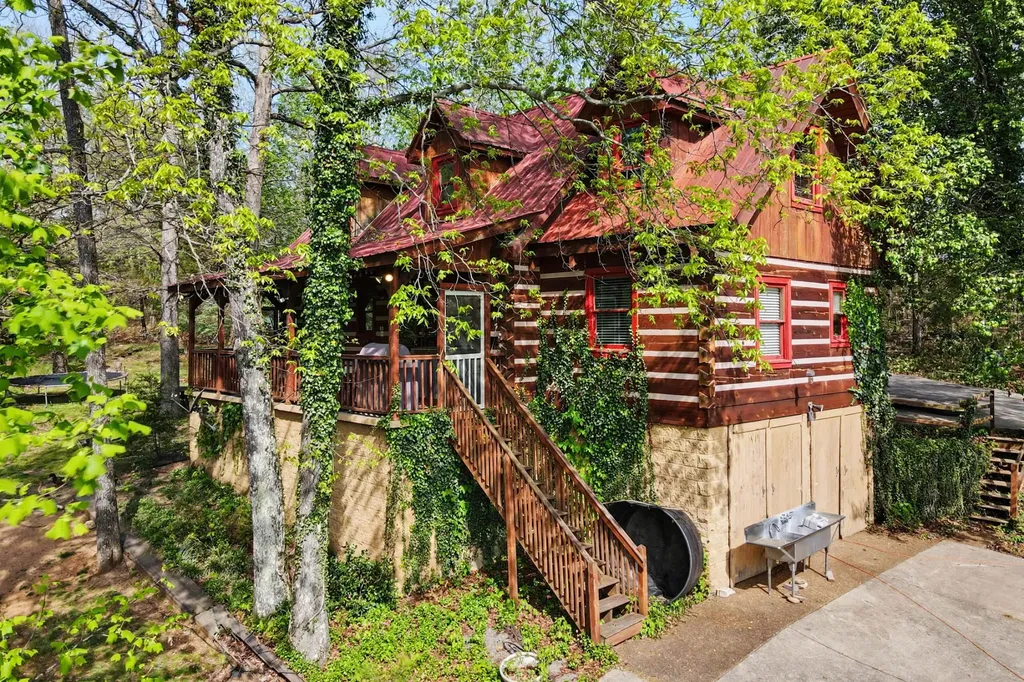 418 Portland Road White House TN 37188