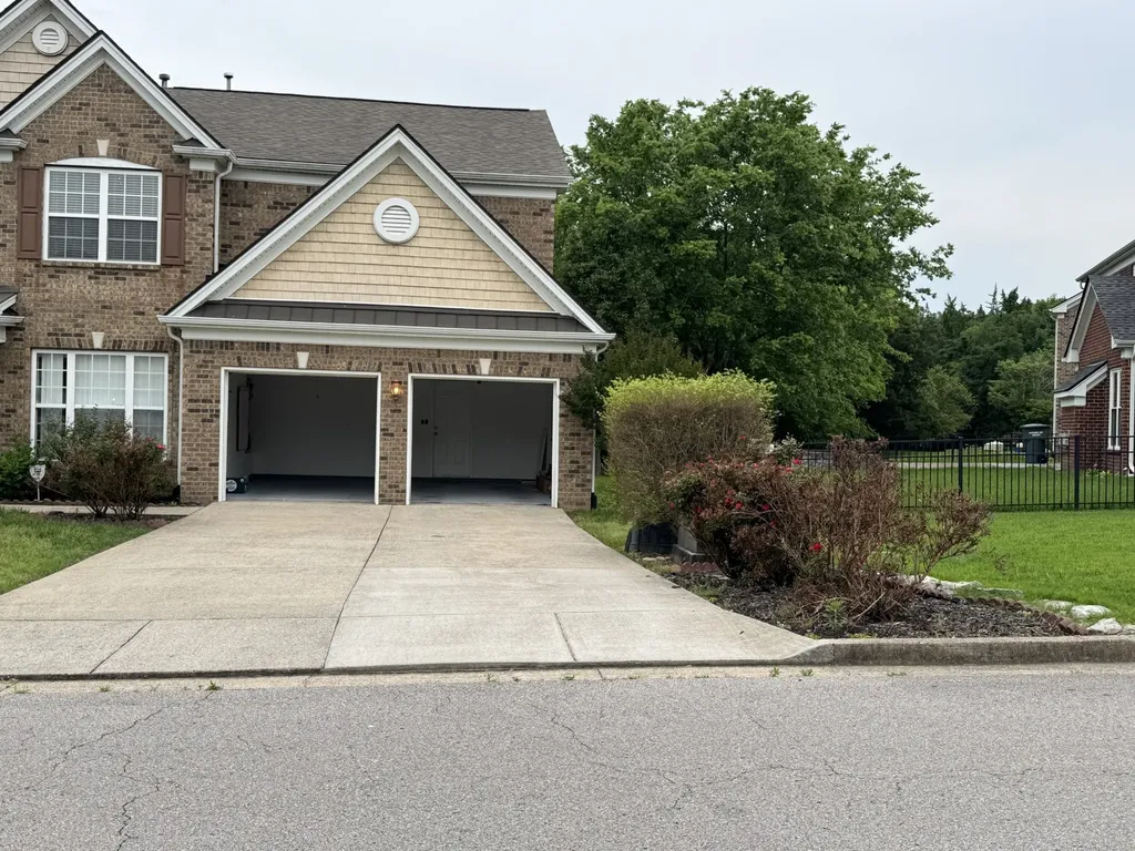 1856 Erlinger Drive Nolensville TN 37135