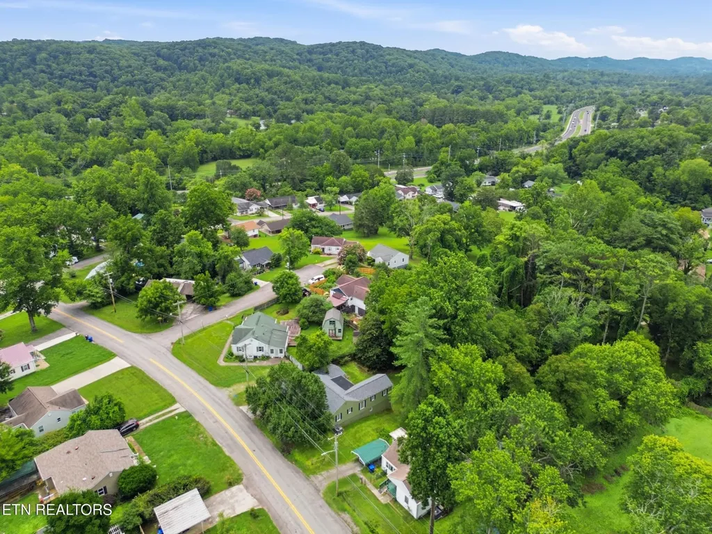 121 Salem Road Oak Ridge TN 37830