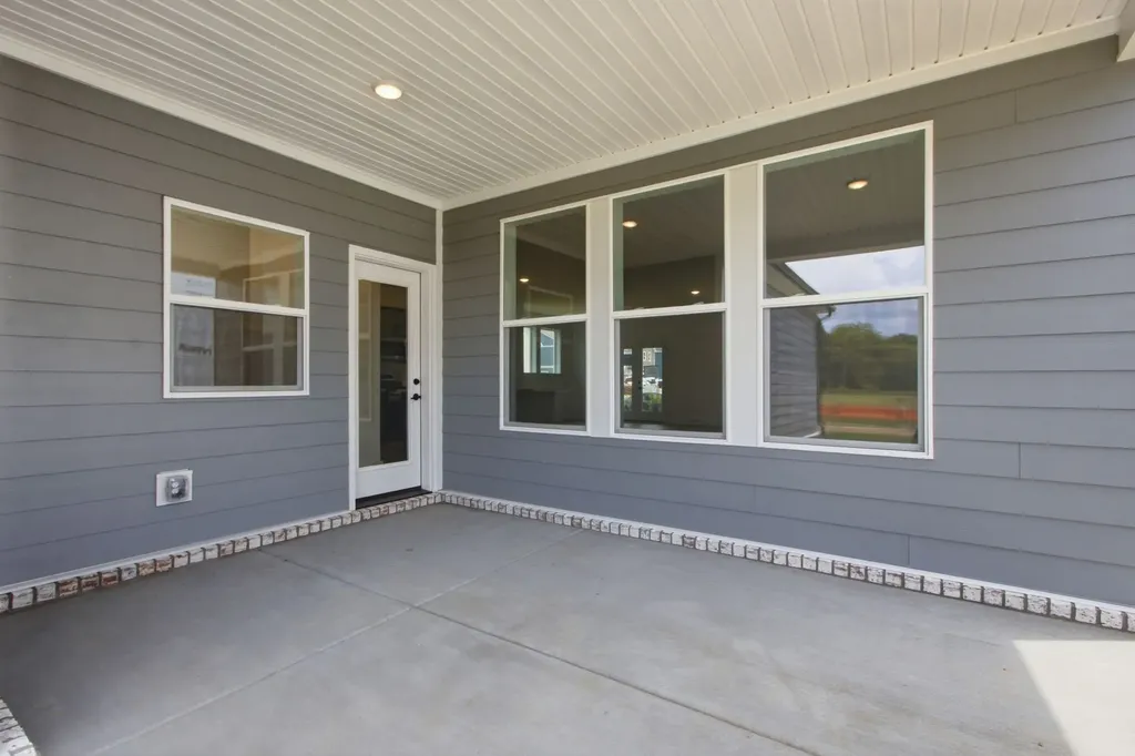 758 Caddy Crossing Columbia TN 38401