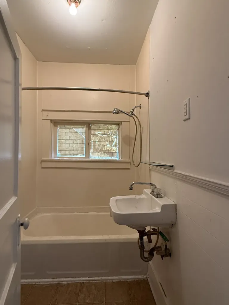 207 E Lauderdale Street Tullahoma TN 37388