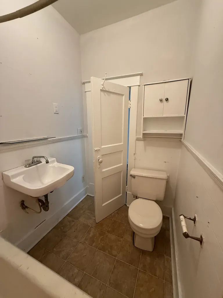 207 E Lauderdale Street Tullahoma TN 37388