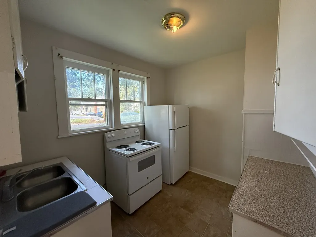 207 E Lauderdale Street Tullahoma TN 37388