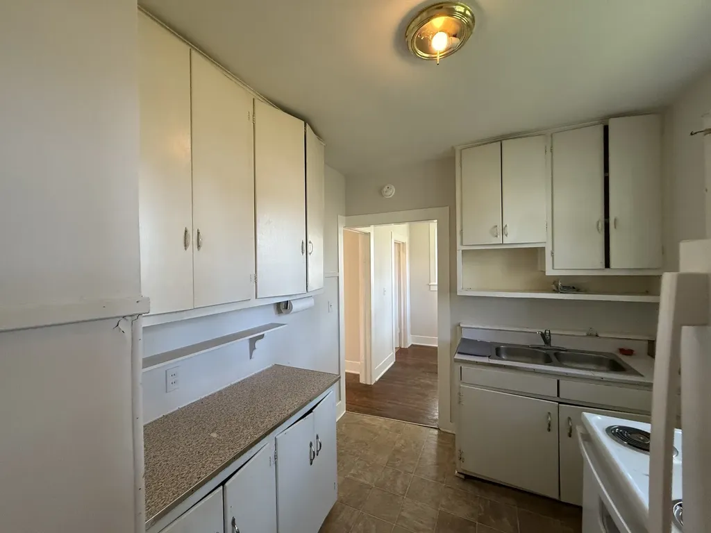 207 E Lauderdale Street Tullahoma TN 37388