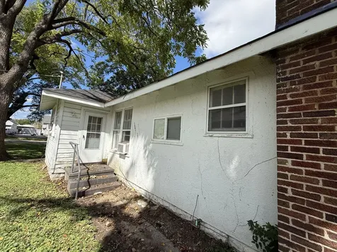 207 E Lauderdale Street Tullahoma TN 37388