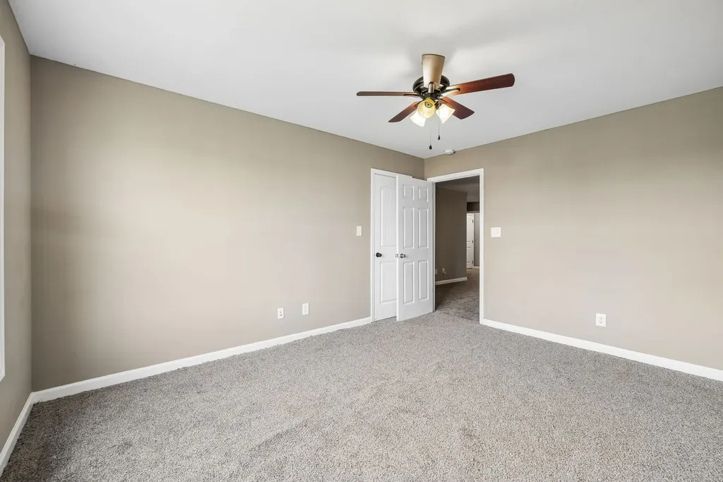 1004 Thrasher Drive Clarksville TN 37040