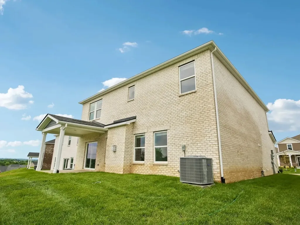 260 Astoria Drive Hendersonville TN 37075