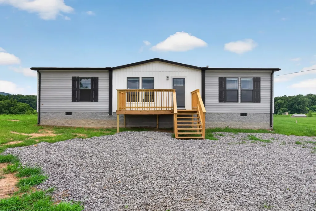 3021 Pea Ridge Road Liberty TN 37095