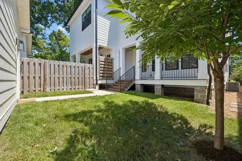 105A 37th Ave, N Nashville TN 37209