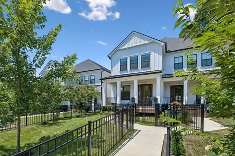 105A 37th Ave, N Nashville TN 37209