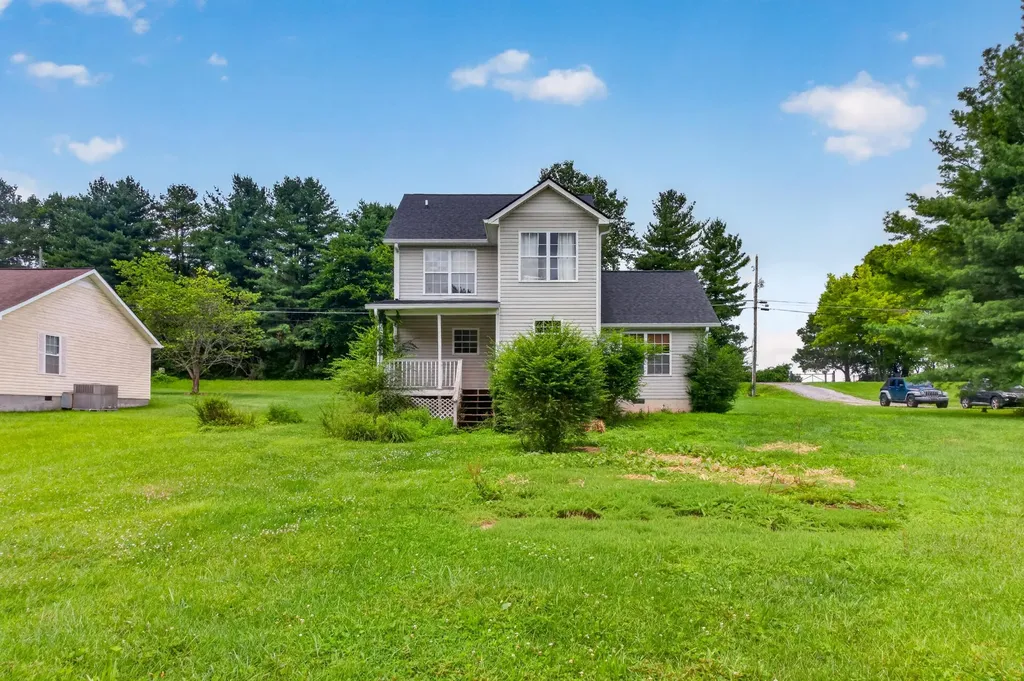 384 Miller Road Signal Mountain TN 37377