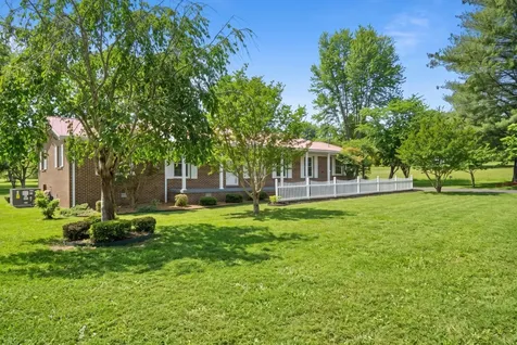215 Hill Street Estill Springs TN 37330