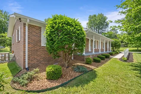 215 Hill Street Estill Springs TN 37330