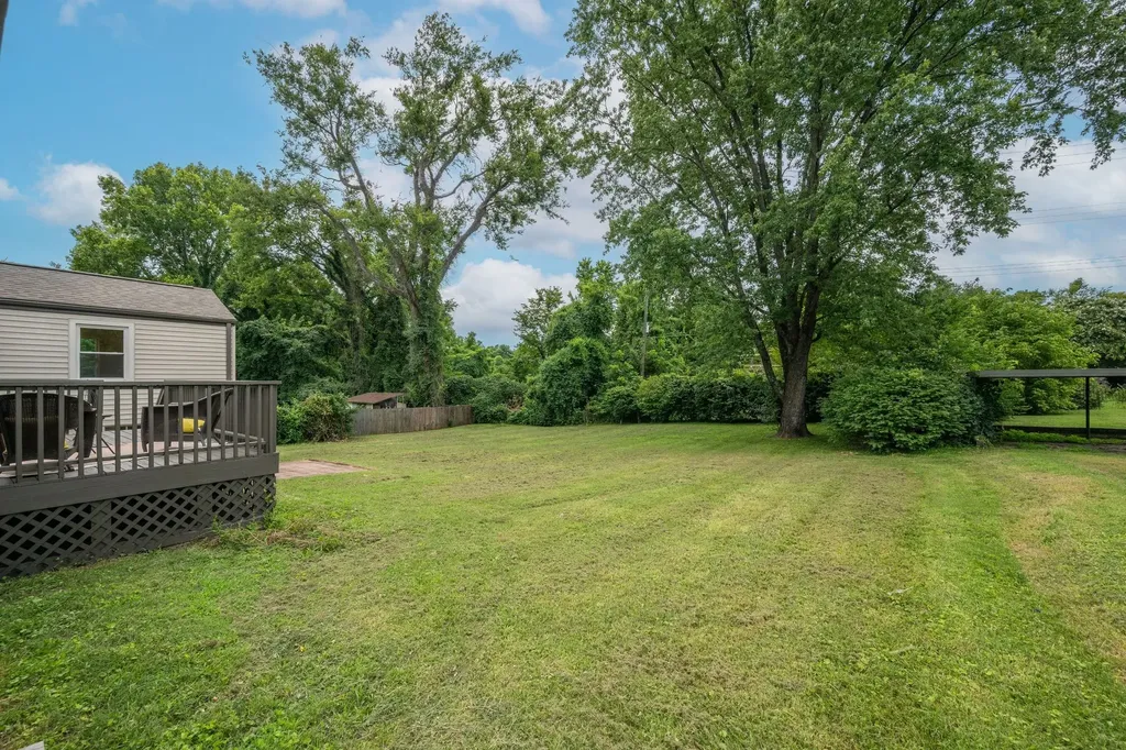 2705 Live Oak Road Nashville TN 37210
