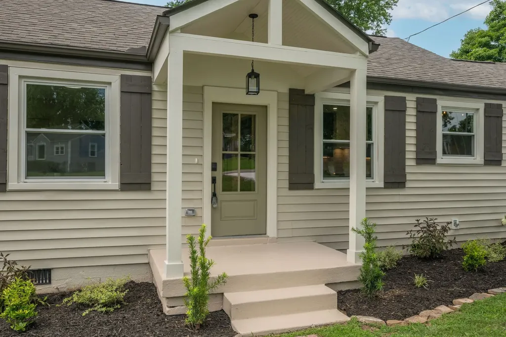 2705 Live Oak Road Nashville TN 37210