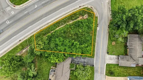 3700 Forest Highland Drive Chattanooga TN 37415