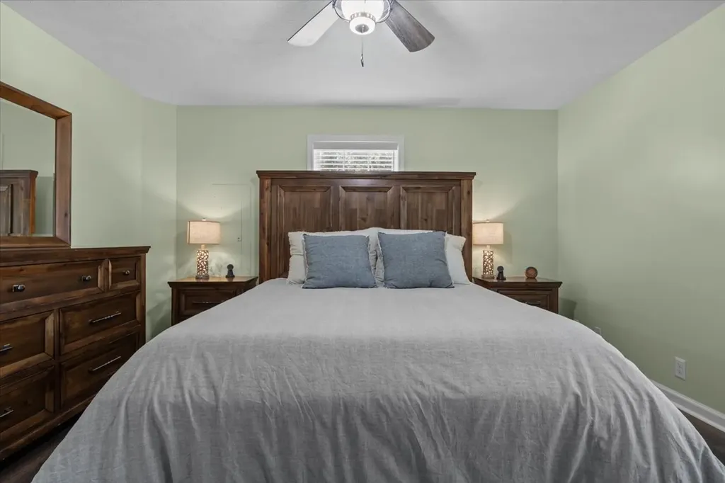 1015 Garners Creek Road Dickson TN 37055