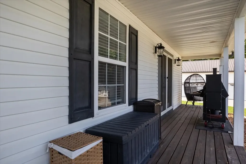 1015 Garners Creek Road Dickson TN 37055