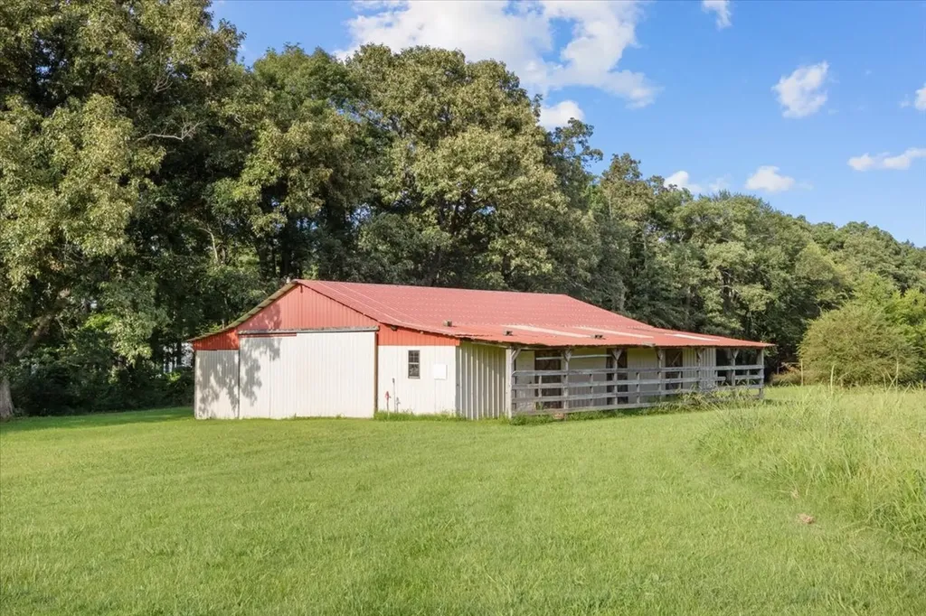 1015 Garners Creek Road Dickson TN 37055