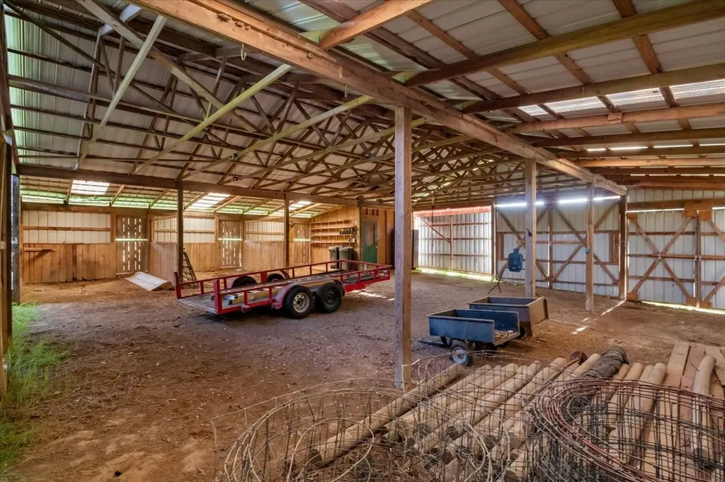 1015 Garners Creek Road Dickson TN 37055