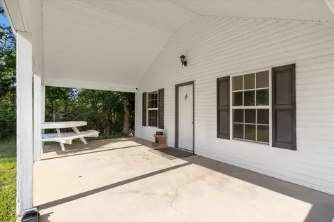 1015 Garners Creek Road Dickson TN 37055